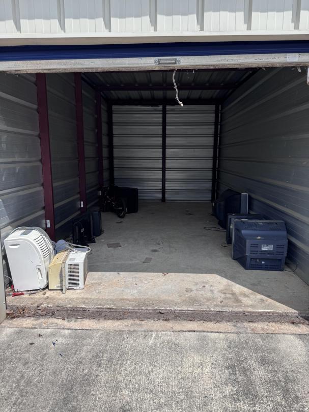 Storage Unit Auction in Covington , GA at Midgard Self Storage